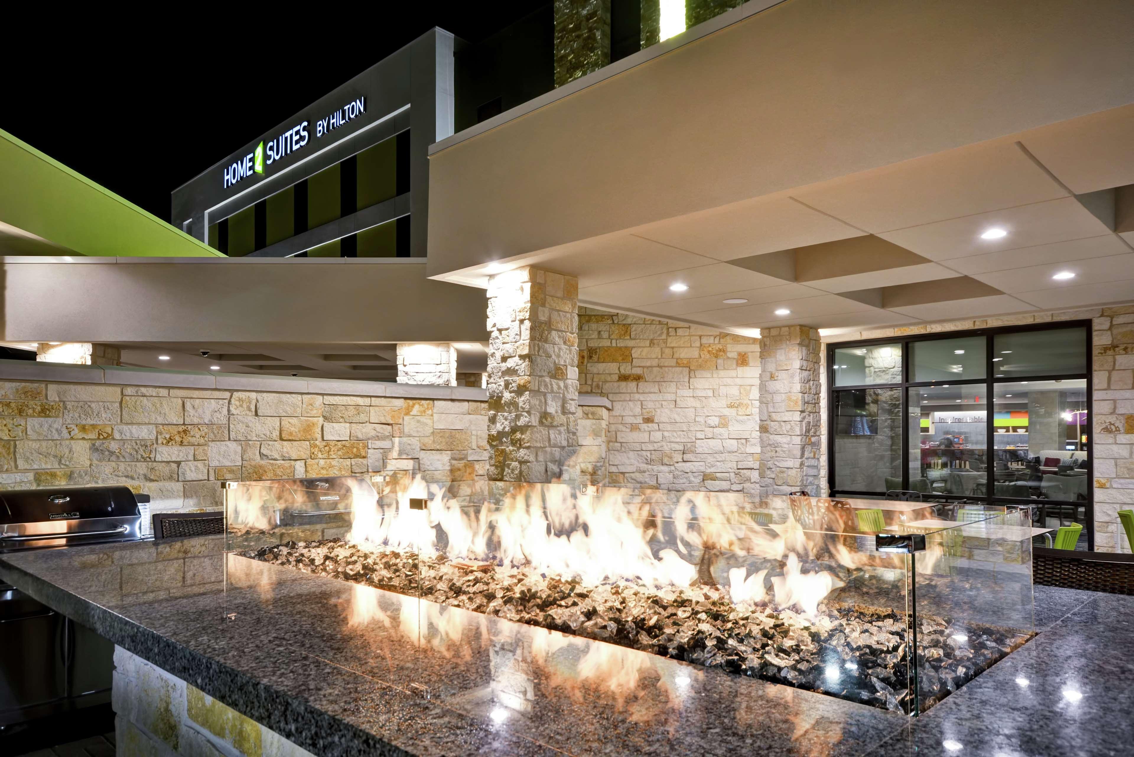 Home2 Suites Plano Legacy West Kültér fotó